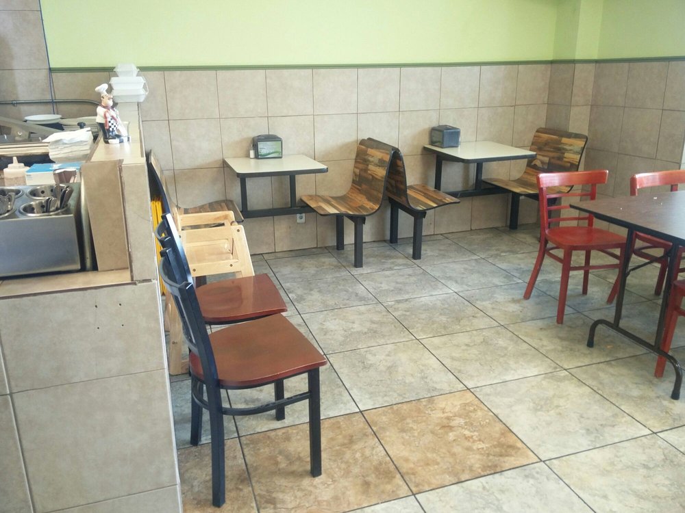 Babylon Pizza & Shawarma Logo