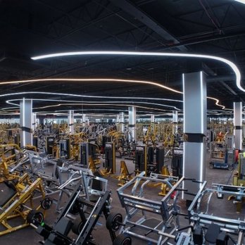ABSOLUTE RECOMP LOMBARD - Updated October 2026 - 1161 S Main St
