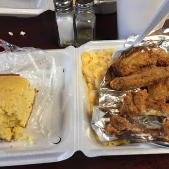 Oohh's & Aahh's - Lunch special wings and side. Chicken wings, Mac and cheese and cornbread - Soul Food Near Me - Washington, DC, District of Columbia Oohh's & Aahh's - Lunch special wings and side. Chicken wings, Mac and cheese and cornbread - Soul Food Near Me - Washington, DC, District of Columbia