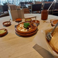 Veneno - Refried beans with panela and pork belly