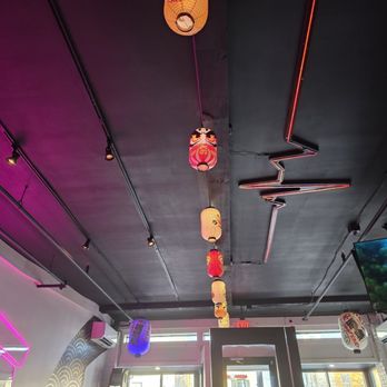 Kaiju Ramen - Indoor ambiance - Ramen Near Me - Washington, DC, District of Columbia
