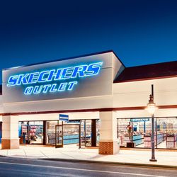 SKECHERS Warehouse Outlet