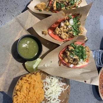 911 Taco Bar Shop - Pink chicken tacos... - Tacos Near Me - Las Vegas, Nevada 911 Taco Bar Shop - Pink chicken tacos... - Tacos Near Me - Las Vegas, Nevada