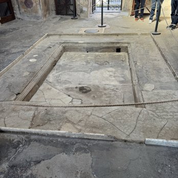 Pompeii Ruins - Landmarks & Historical Buildings Near Me - Pompei, NA