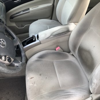 Cesar Professional Auto Detail - Before - dirty Prius - Auto Detailing Near Me - Los Angeles, California