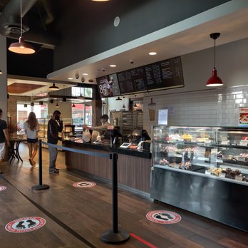 85°C Bakery Cafe-Arcadia - inside  @teeeeeeeeeeem - Coffee & Tea Near Me - Arcadia, California
