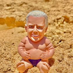 Little Beach, Maui - Little Joey @ Da beach