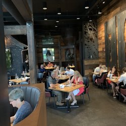 Hickory & Oak - Seating area