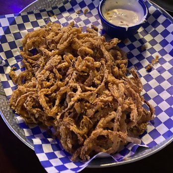 Moose Sisters - Onion rings - Cocktail Bars Near Me - Bend, Oregon