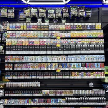 vape world smoke shop Shop Vapes, Glass & Smoking Accessories main image 0