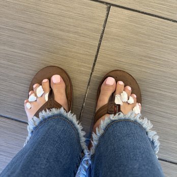 Bella Vous Nails Spa - Nail Salons Near Me - Rancho Cucamonga, California