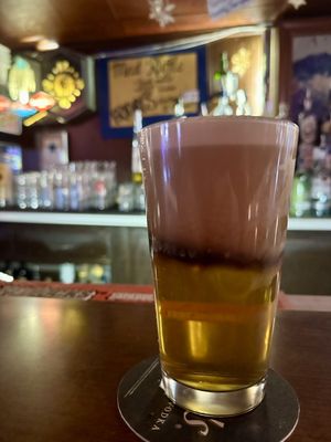 Dusty's Bar by null