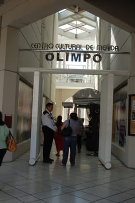 Olimpo Cultural Center by null