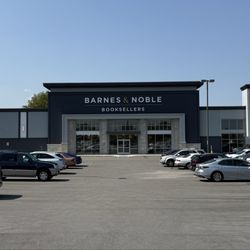 Barnes & Noble - Exterior of business