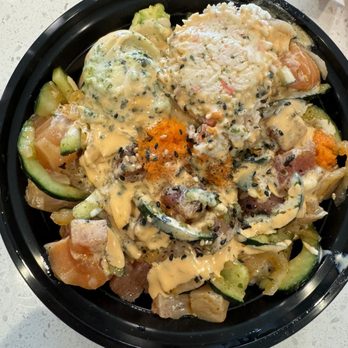 Poki Bowl - Menifee - The sauce on the top I prefer it on the side - Poke Near Me - Menifee, California Poki Bowl - Menifee - The sauce on the top I prefer it on the side - Poke Near Me - Menifee, California
