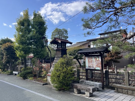 Takayama Jinya by null