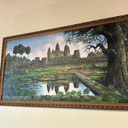 Lovely paintings of Cambodia throughout the restaurant Lovely paintings of Cambodia throughout the restaurant