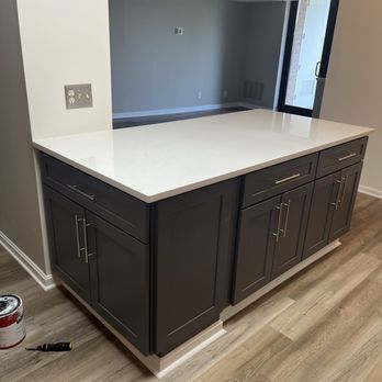 Avantix Design And Build - Second view of island - Flooring Near Me - Fairfax, Virginia Avantix Design And Build - Second view of island - Flooring Near Me - Fairfax, Virginia