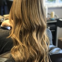 Salon Capelli - Handtied extensions and balayage with baby lights and smudge root .