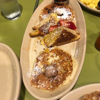 Snooze, an A.M. Eatery - Pancake flight: Pineapple upside down, French Toast, chocolate chip - Breakfast & Brunch Near Me - Addison, Texas