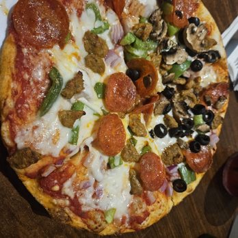 Broadway Pizza Bar - Small pizza - Pizza Near Me - Kissimmee, Florida Broadway Pizza Bar - Small pizza - Pizza Near Me - Kissimmee, Florida