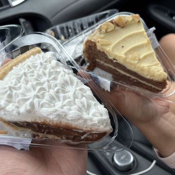Ted's Bakery - Bakeries Near Me - Haleiwa, Hawaii