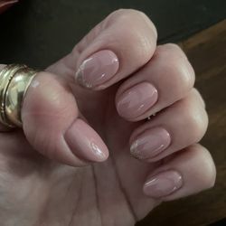 M Nails