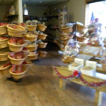 Memory Lane Candy - a wide view of a store - Chocolatiers & Shops Near Me - Honesdale, Pennsylvania Memory Lane Candy - a wide view of a store - Chocolatiers & Shops Near Me - Honesdale, Pennsylvania