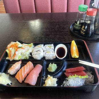 Fat Fish - Sushi Bento - Sushi Bars Near Me - San Leandro, California Fat Fish - Sushi Bento - Sushi Bars Near Me - San Leandro, California