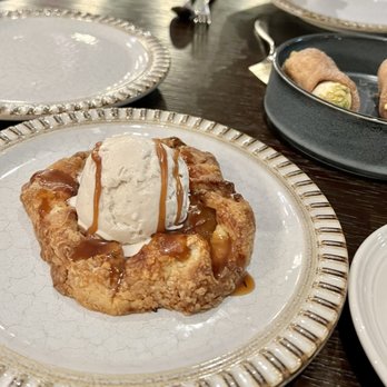Willow - Apple Crostata and Pistachio cannoli - Italian Near Me - Sacramento, California
