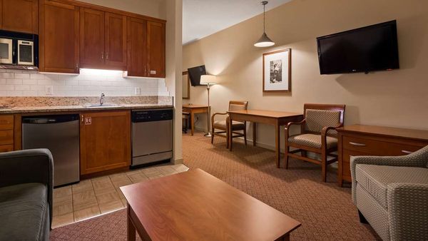 Best Western Plus Chemainus Inn by null