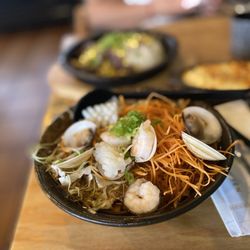 MiMi's Kitchen - Seafood Udon Soup