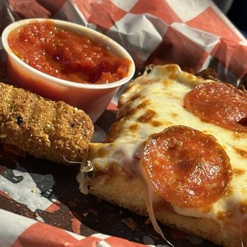 Hockeytown Cafe - Pepperoni, pizza, and mozzarella sticks with marinara sauce - Sports Bars Near Me - Detroit, Michigan Hockeytown Cafe - Pepperoni, pizza, and mozzarella sticks with marinara sauce - Sports Bars Near Me - Detroit, Michigan