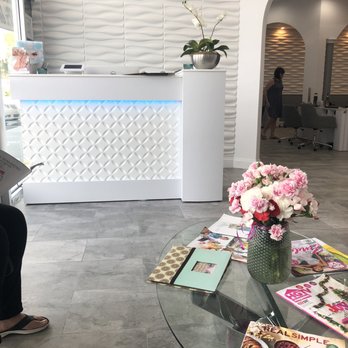 Prive Nail Lounge - Check In / Check Out - Nail Salons Near Me - Riverview, Florida Prive Nail Lounge - Check In / Check Out - Nail Salons Near Me - Riverview, Florida