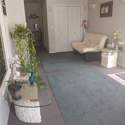 AAA Massage - Our waiting area.