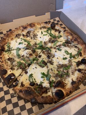 Hawt Pizza Co by null
