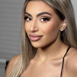 Glam Squad By Shira - Full matte glam by team artist Alexandra