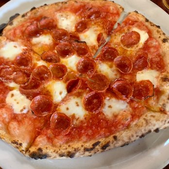 Il Lazzarone - Pepperoni - Pizza Near Me - Saint Joseph, Missouri Il Lazzarone - Pepperoni - Pizza Near Me - Saint Joseph, Missouri