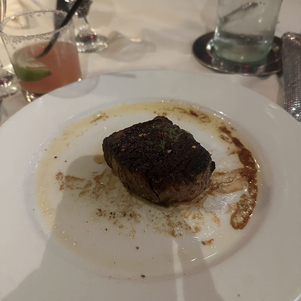 Roaring Fork - 8 oz. Filet Steak - American Near Me - Austin, Texas Roaring Fork - 8 oz. Filet Steak - American Near Me - Austin, Texas