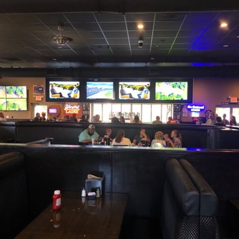Duke's Brewhouse - People are at the bar not social distances - Sports Bars Near Me - Brandon, Florida
