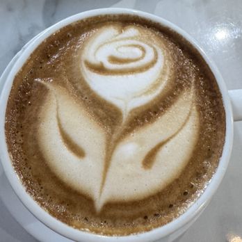 Luua Caffe - Breakfast & Brunch Near Me - Inglewood, California