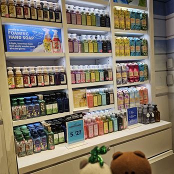 Bath & Body Works - Sale on hand soaps! - Cosmetics & Beauty Supply Near Me - Kapolei, Hawaii