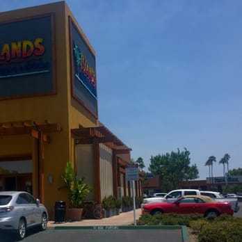 Islands Restaurant - Curb side pickup 10 minute spots - Sports Bars Near Me - Irvine, California