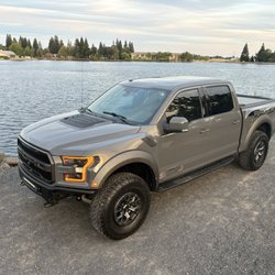 Hoblit Ram Truck Center