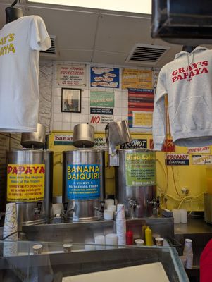 Gray's Papaya by null