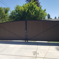 Inland Empire Fence & Construction - Vinyl Double Gate