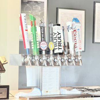 18 Degrees - Draft beer options - American Near Me - Scottsdale, Arizona