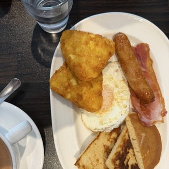 Our Dolly’s Cafe - Hash browns, fried egg, sausage, bacon, soda bread, and pancake - Cafes Near Me - Ballycastle