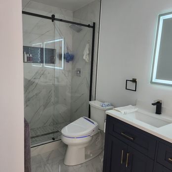 Legacy Remodeling and Construction - Master bath - General Contractors Near Me - Newport Beach, California Legacy Remodeling and Construction - Master bath - General Contractors Near Me - Newport Beach, California