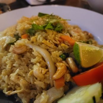 Thailander - Pineapple Fried rice - Thai Near Me - Hillsboro, Oregon Thailander - Pineapple Fried rice - Thai Near Me - Hillsboro, Oregon